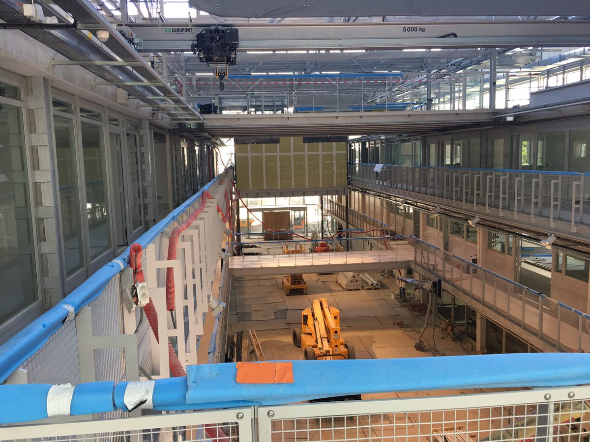 OuestValo's tweet photo. Nous l avions vue en chantier, voici la @Halle6Ouest @UnivNantes livrée ce soir ! L’innovation interdisciplinaire dédiée au numérique lovée
au cœur du quartier de la création @ClusterQDC @NantesMetropole #Isite_NexT @OuestValo https://t.co/o5GDnK0s4x