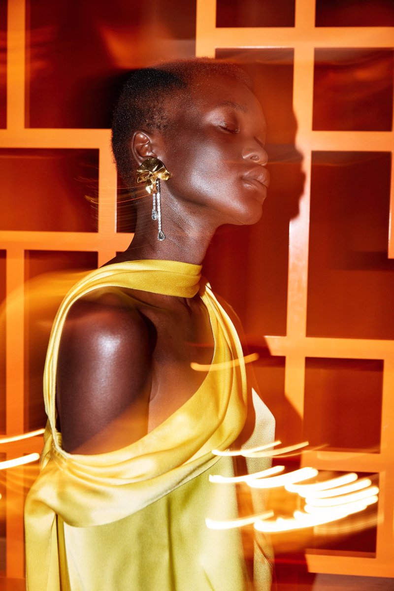 hellessyny's tweet image. modaoperandi.com/hellessy-ss20?…