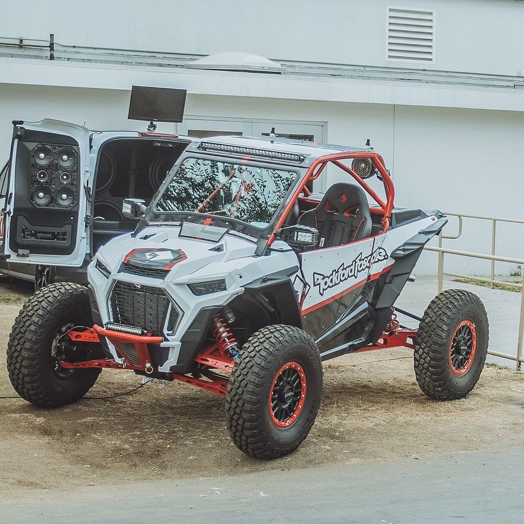 RockfordFosgate's tweet photo. What should we name this build? Shoutout to all our partners who helped make our 2019 Polaris RZR Turbo S Velocity next level. #tmwoffroad #triplexseats #hcrracing #quicklight https://t.co/q6n0G4mpCj