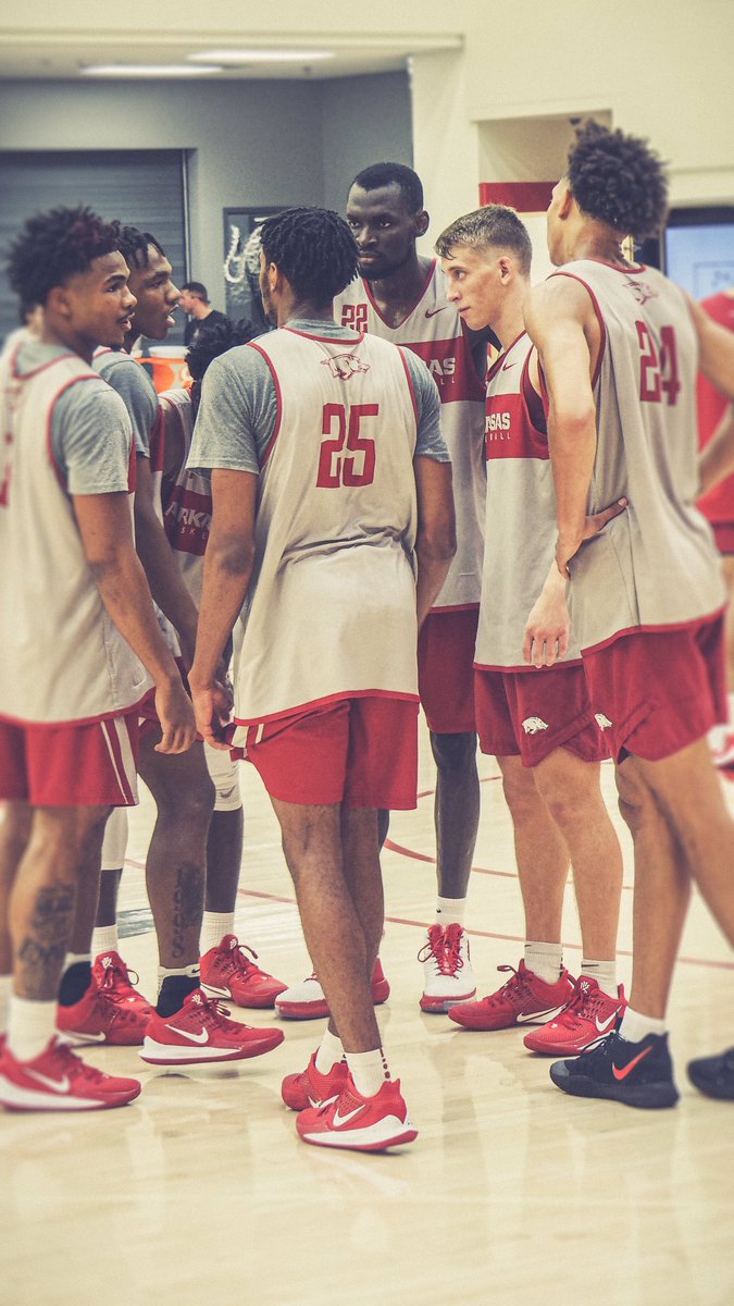 MartinaWood_'s tweet photo. 🐗🏀

#WPS https://t.co/7DzXy6DgBe