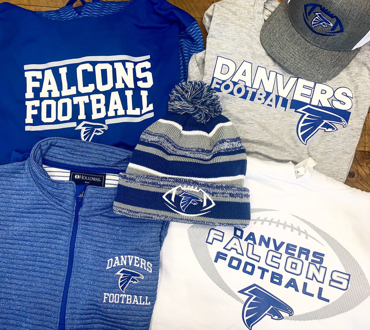 ChampsChoiceNE's tweet photo. Falcon Nation....STAND UP! ๐ฅ๐ฅ๐ฅ The North Shore is about to get CHAMPSโd up with some fresh football fan + player gear..๐ #gofalcons #danvershigh #football @WeAreDanvers https://t.co/mXG6Tp4tUz