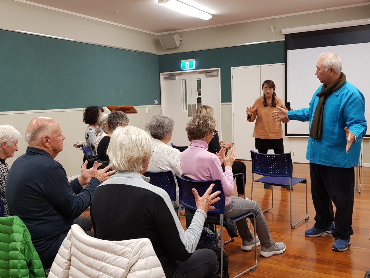 IlchiLee's tweet photo. In New Zealand, I held a #selfhealing workshop and shared how to a gain deeper understanding and feeling of your brain through experiencing the 5 steps of #BrainEducation. It was such a happy time and I hope you have a wonderful day as the master of your brain. #TakeBackYourBrain https://t.co/yprSMkZ2Tb