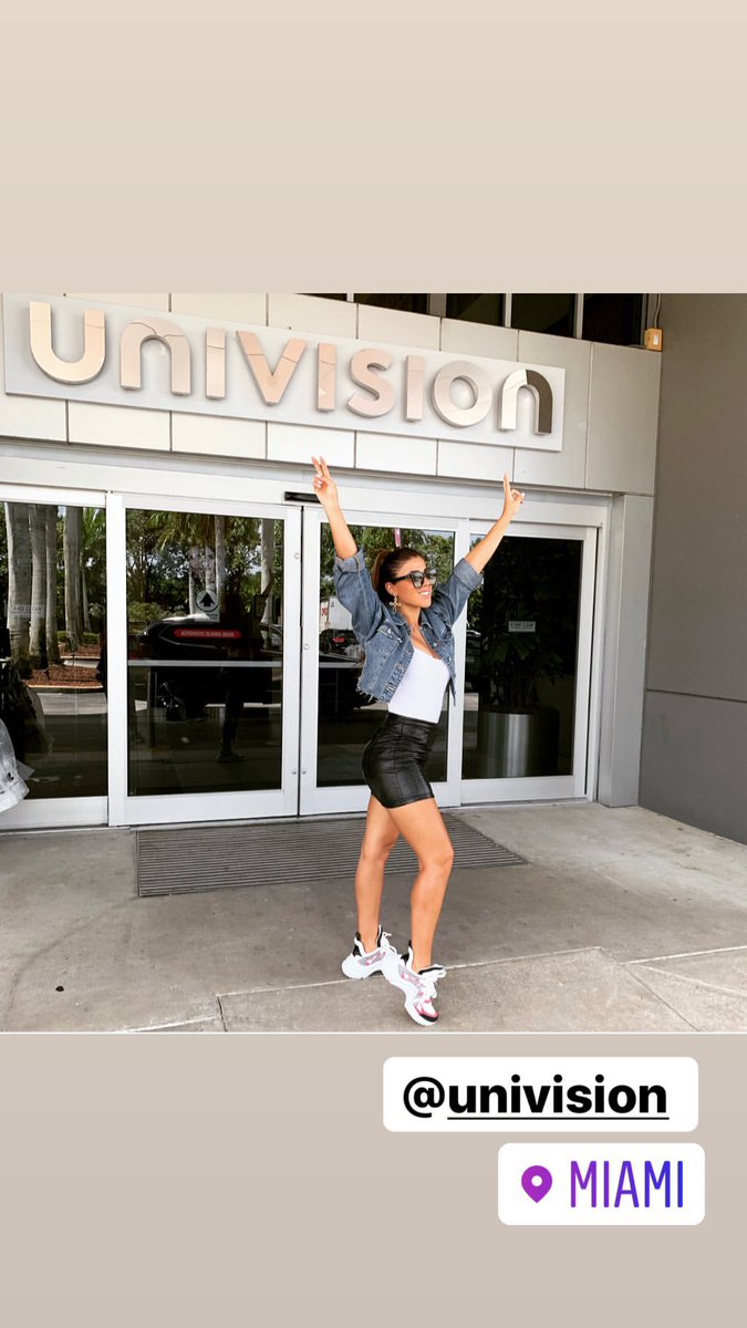 YahaFans's tweet photo. #YahairaPlasencia #Univision #Telemundo https://t.co/tQawv52MHB