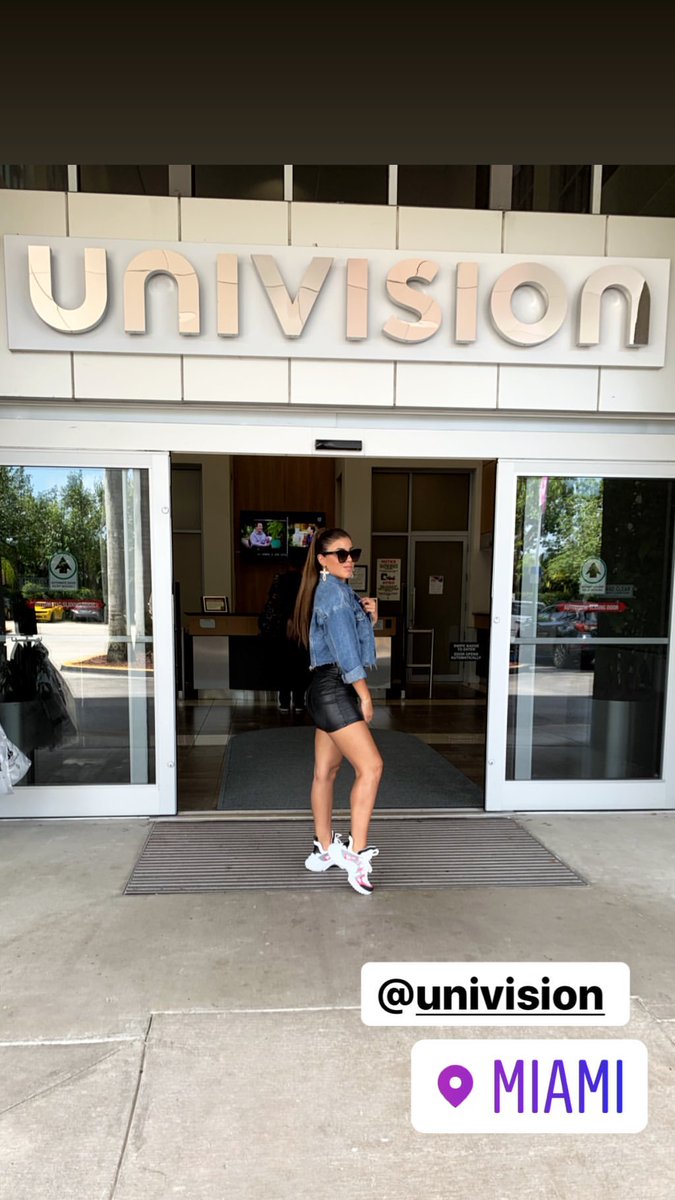 YahaFans's tweet photo. #YahairaPlasencia #Univision #Telemundo https://t.co/tQawv52MHB