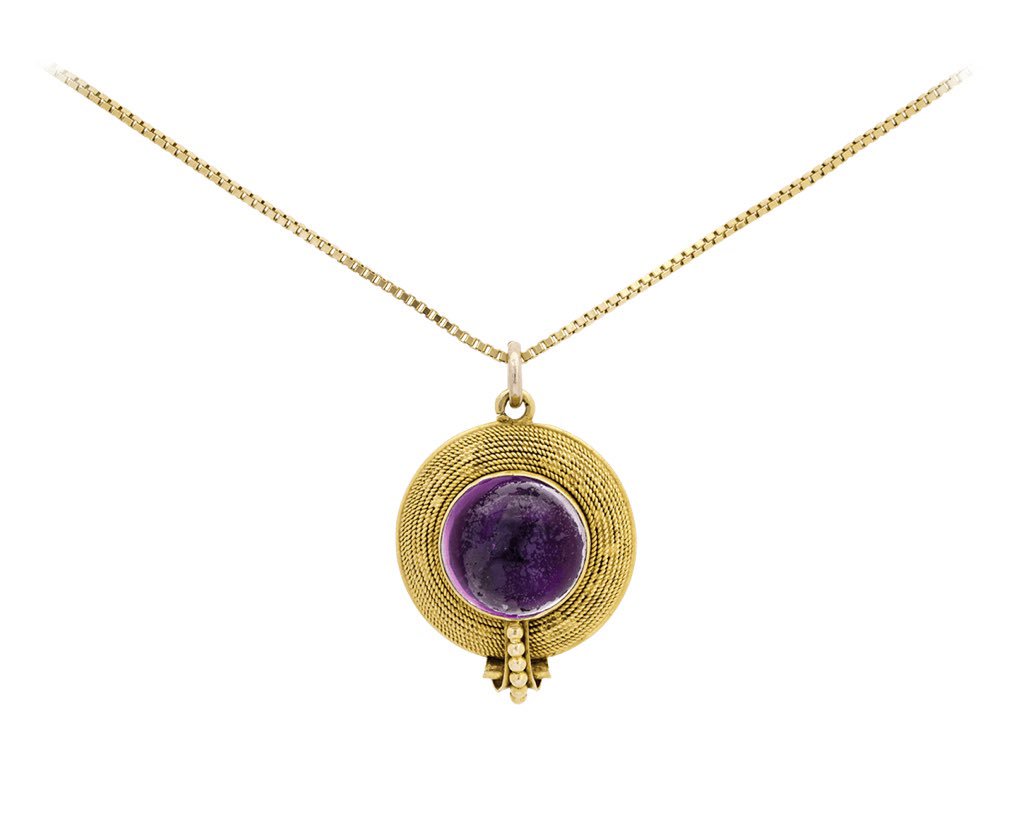 BourbonHanby's tweet photo. An antique Victorian foil back amethyst stone, set in 18K yellow gold pendant. 9K yellow gold chain.

Price: £ 950
Order by telephone : 02073522106

https://t.co/YCTagYiKnu

#Amethyst #Victorian #Antique #Pendant #Jewellery #Gold #London #Chelsea #BourbonHanby #BourbonHanbyArcade https://t.co/mkt54SnTas