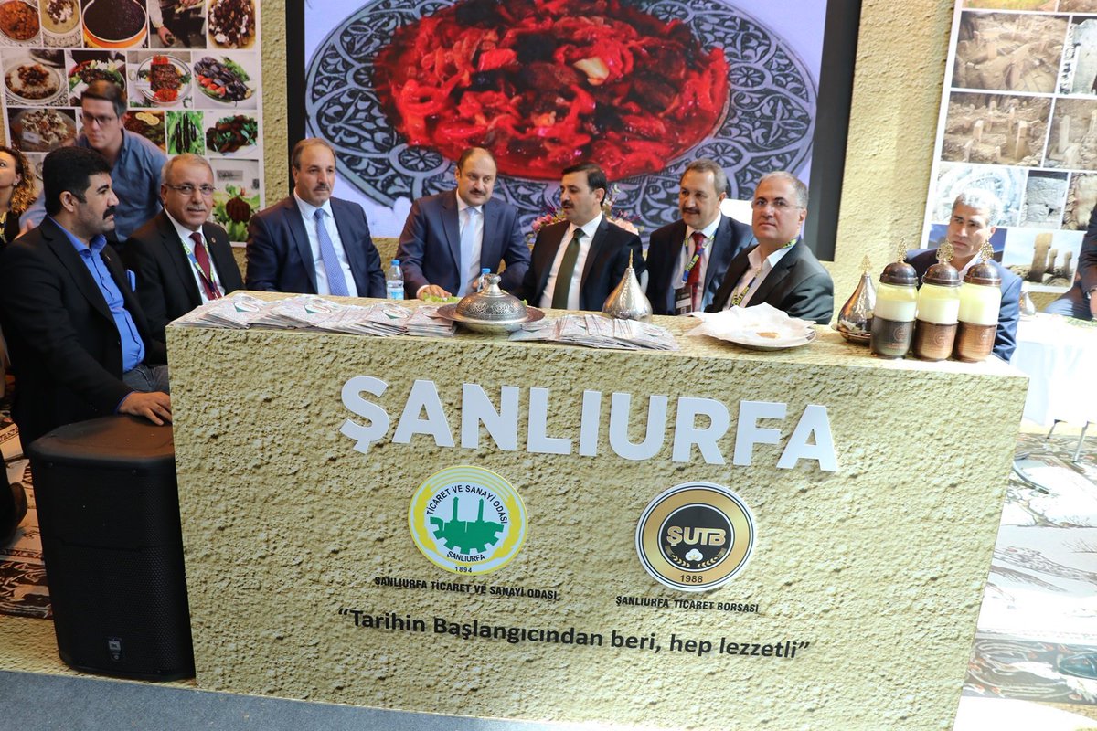 ATO Congresium’da gerçekleşen Uluslararası Coğrafi İşaretli Ürünler Zirvesi'nde standımızı Adalet Bakan Yardımcısı Sn. Uğurhan Kuş ziyaret etti. Nazik ziyaretleri ve samimi sohbetleri için teşekkür ediyoruz.
 
<a href="/iHalilPeltek/">İbrahim Halil PELTEK</a> <a href="/ahmetaltun63/">AHMET ALTUN🇹🇷</a> <a href="/CYAZMAC/">CEVAHİR ASUMAN YAZMACI</a> @mesekayaa <a href="/komiteleri/">ŞUTSO Meslek Komiteleri</a> <a href="/cizirvesi/">Coğrafi İşaretli Ürünler Zirvesi</a>