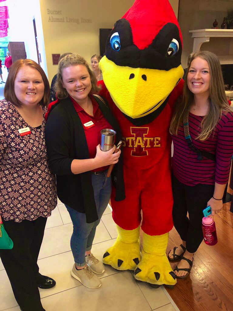 ISUOBrienExt's tweet photo. These cyclones have officially touched down in Ames for New Staff Orientation! https://t.co/ypWjaQK3Uj