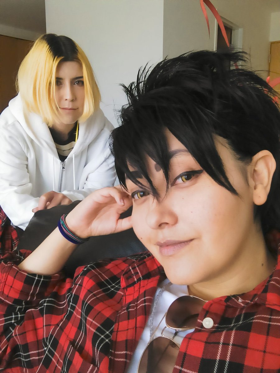 serfabulousfox's tweet photo. Cosplayed Kuroo this weekend at #OopsSummerFest. I had so much fun and loved how I looked. I missed cosplaying💕 Also look at that Kenma 👀✨ #KuroKen https://t.co/8y4FWAm244