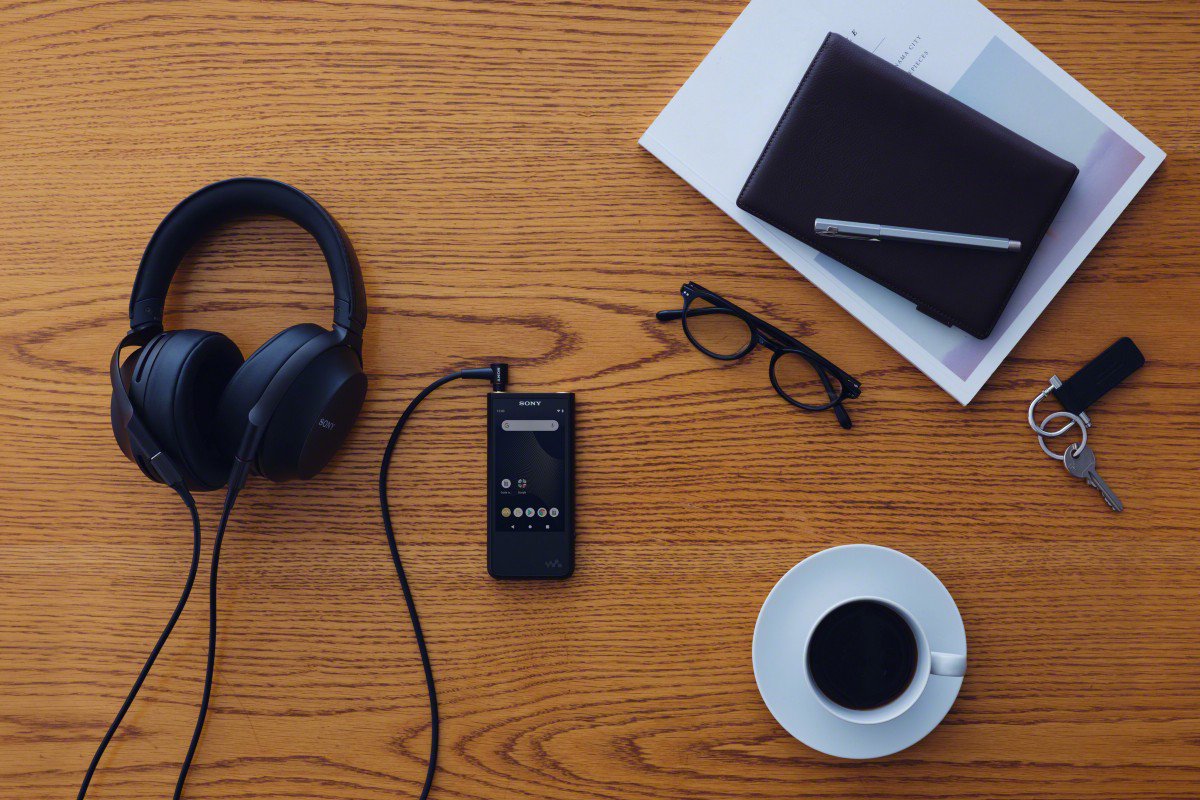 SonyRumors's tweet photo. #ICYMI: Meet the latest Sony Walkman (NW-ZX507). A premium MP3 player with a premium price 👉 https://t.co/S4fL7L8T3O
#SonyIFA #IFA19 #IFA2019 #Walkman https://t.co/pQZ9pAJfVM