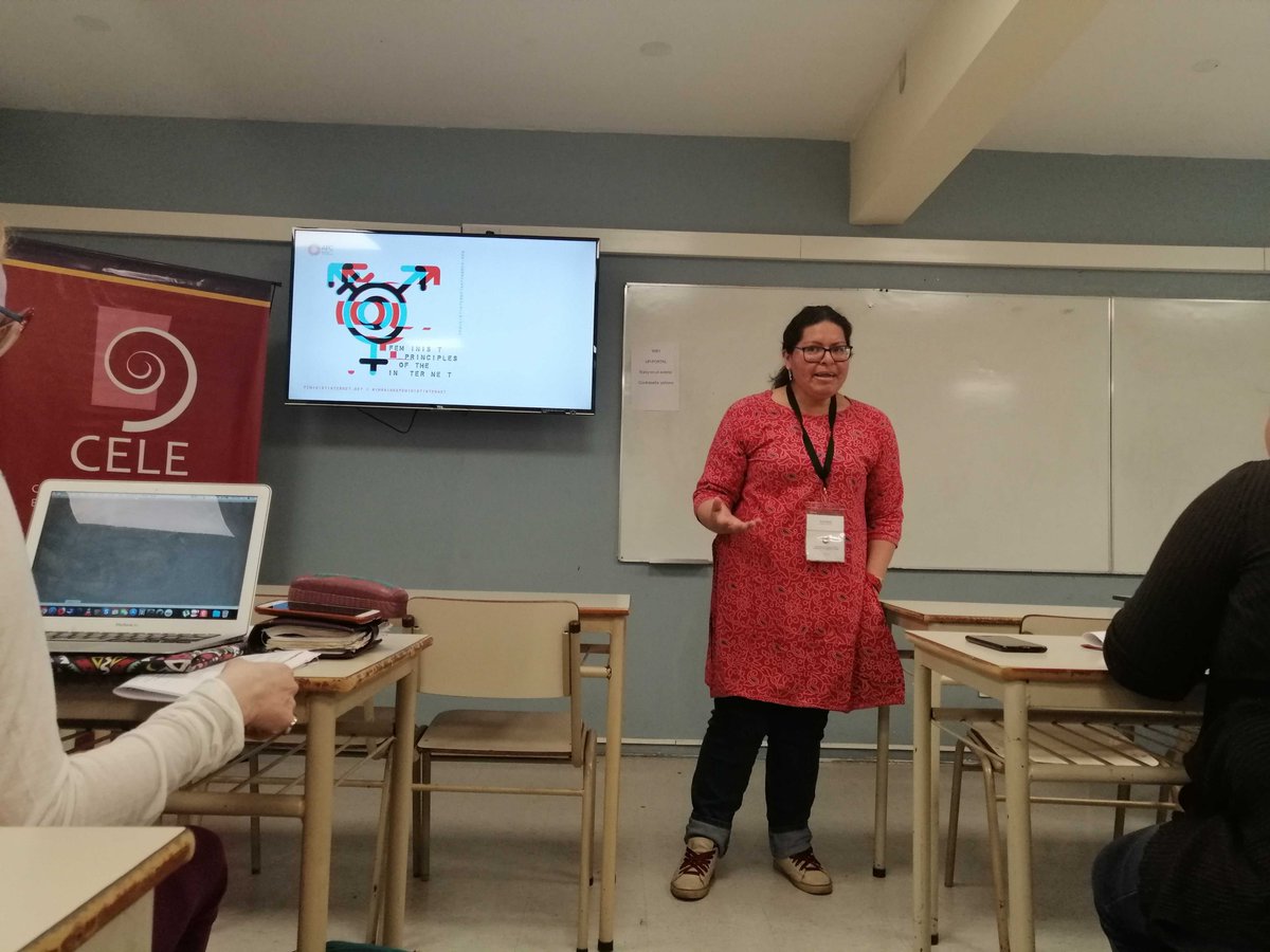 Karisma's tweet photo. Argentina 🇦🇷
Nos representa @mapisaro en #CELE19
Charla: Violencia de género en línea💻📲 https://t.co/eLiSOwA26Y