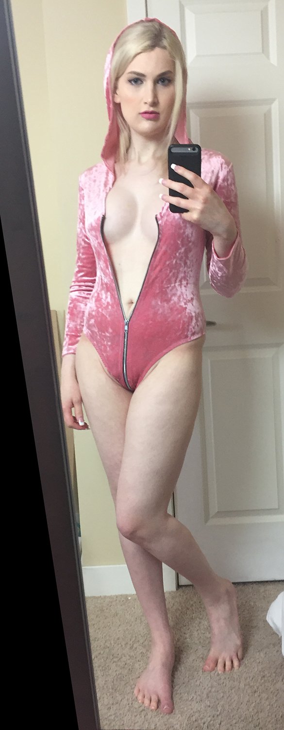 I would LOVE to start doing porn RT @Shemale_Depot @sissy_trainers @Jamie_Fiel @ShemaleSurfer2 @porn4pleasure @Samuel_Verson1 @HyperLust69 @traverbeynon @kattkirstjensen @Here_Diversity @xX_Shemale_Xx @TransLovingJoe @Jessyisback2 @transgirls8 @PassiValerio https://t.co/UI1xnoCZD8