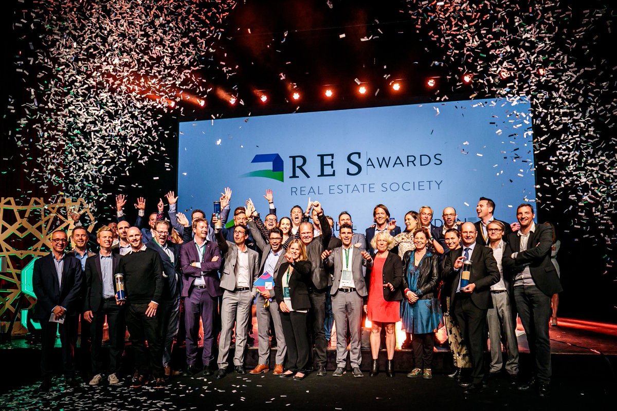 And the winners are... Chocoladefabriek, HQ Cera and Tivoli GreenCity. Congrats! #RealtySummit2019