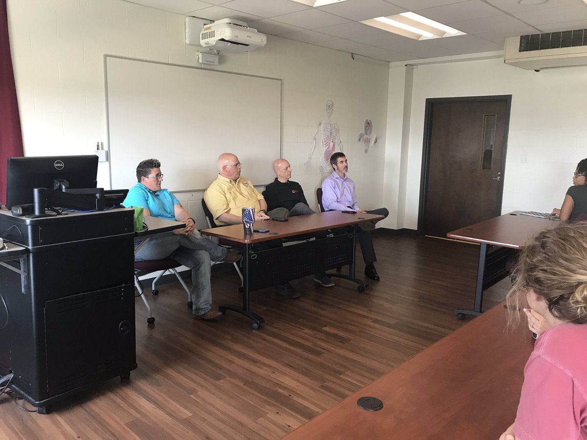 astate_dpem's tweet image. Thanks to @AStateEMSteach @acoy1 Joseph Richmond and Shawn Bayouth for speaking to our Principles of Disaster Management course today on responding to emergencies and disasters. #DisasterMaster #WolvesUp #DPEM