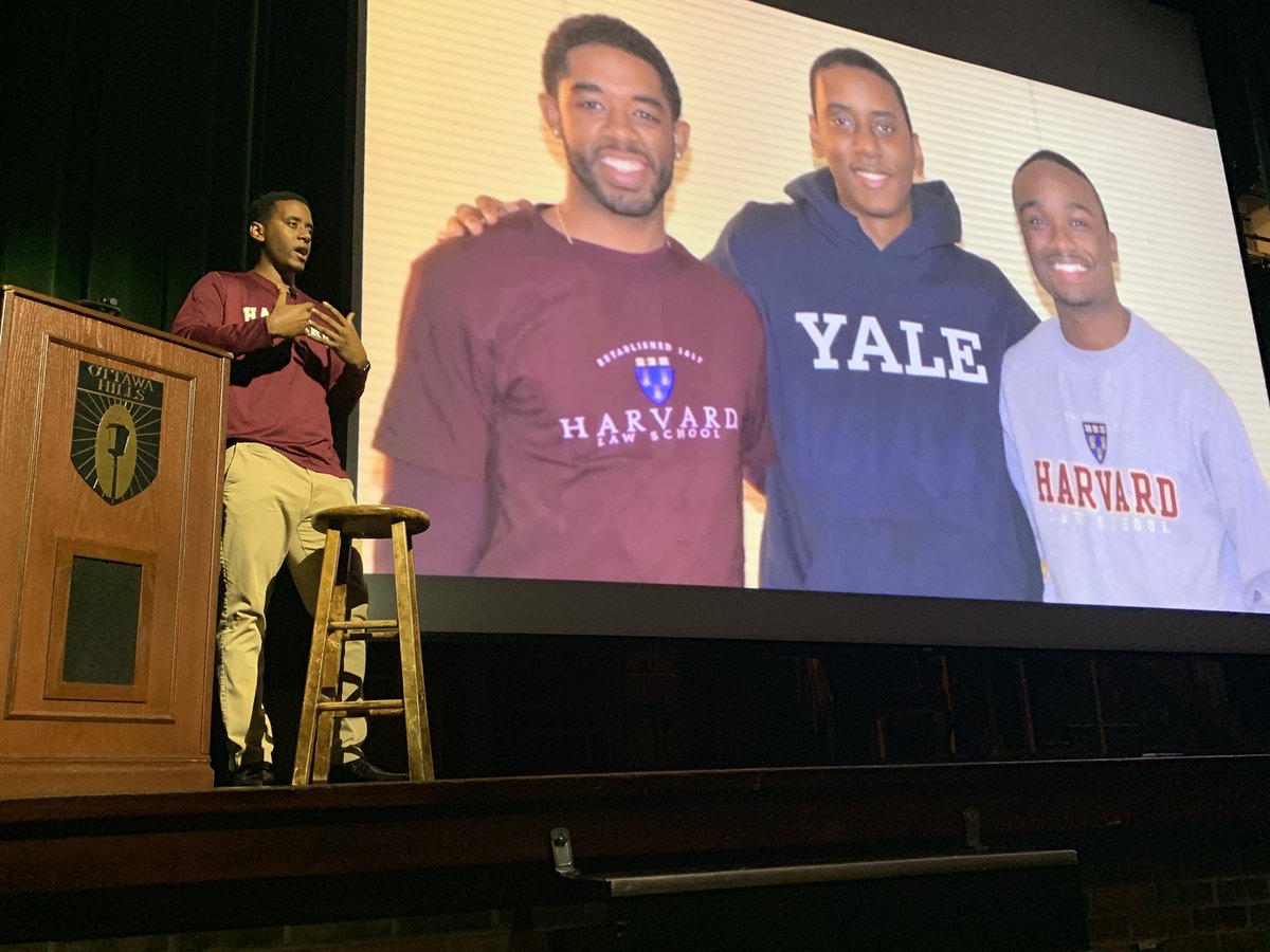 OHHSPrincipal's tweet photo. Poweful presentations by Rodney Walker today for faculty, staff, ans students. He offered great advice for our students when facing adverse experiences and toxic stress. Thanks to Pete and Amy Kadens for making this event possible. @ohschools @ohsfoundation @AdamFineske https://t.co/XlowFlxSnO