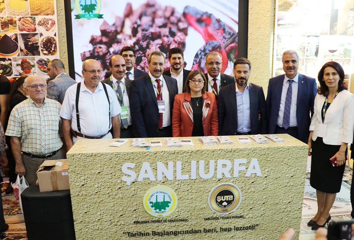 ATO Congresium’da gerçekleşen Uluslararası Coğrafi İşaretli Ürünler Zirvesi'nde standımızı <a href="/GaziantepBeld/">Gaziantep Büyükşehir</a> Başkanı Sn.<a href="/FatmaSahin/">Fatma Şahin</a> ve önceki dönem Şanlıurfa Milletvekili Sn.<a href="/KmlttinYlmztkn/">Kemalettin YILMAZTEKİN</a> ziyaret etti. Nazik ziyaretleri ve samimi sohbetleri için teşekkür ediyoruz.
 <a href="/iHalilPeltek/">İbrahim Halil PELTEK</a>