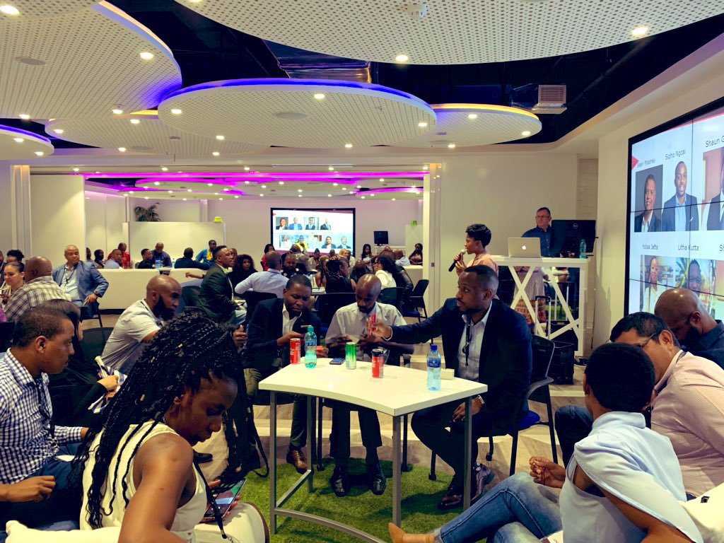 eToThePoint's tweet photo. Thank you to all those who were able to make it to tonight’s eTTP session. Great insights and action steps for the way forward #FundingAndMarkets #Entrepreneurship #PropertyPoint #eTTP https://t.co/5Y6DesBBjV