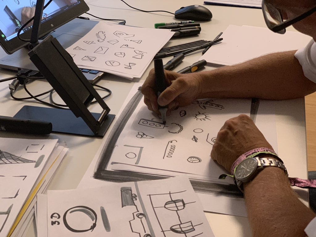 JensBothmer's tweet photo. Ideenvisualisierung #dtfrm #meetup #designthinking #sketchnoting #graphicrecording mit @achimbrasil #frankfurt #rheinmainrocks bei @randstad_de als Gastgeber https://t.co/9ZCGI1pHxW