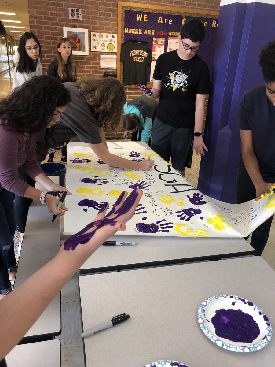 SmithsburgSGA's tweet photo. Our first GA was great- we loved hearing about what students at Smithsburg are passionate about. If you missed it, please join us next month!💜💜 https://t.co/CGh8n4PR6v