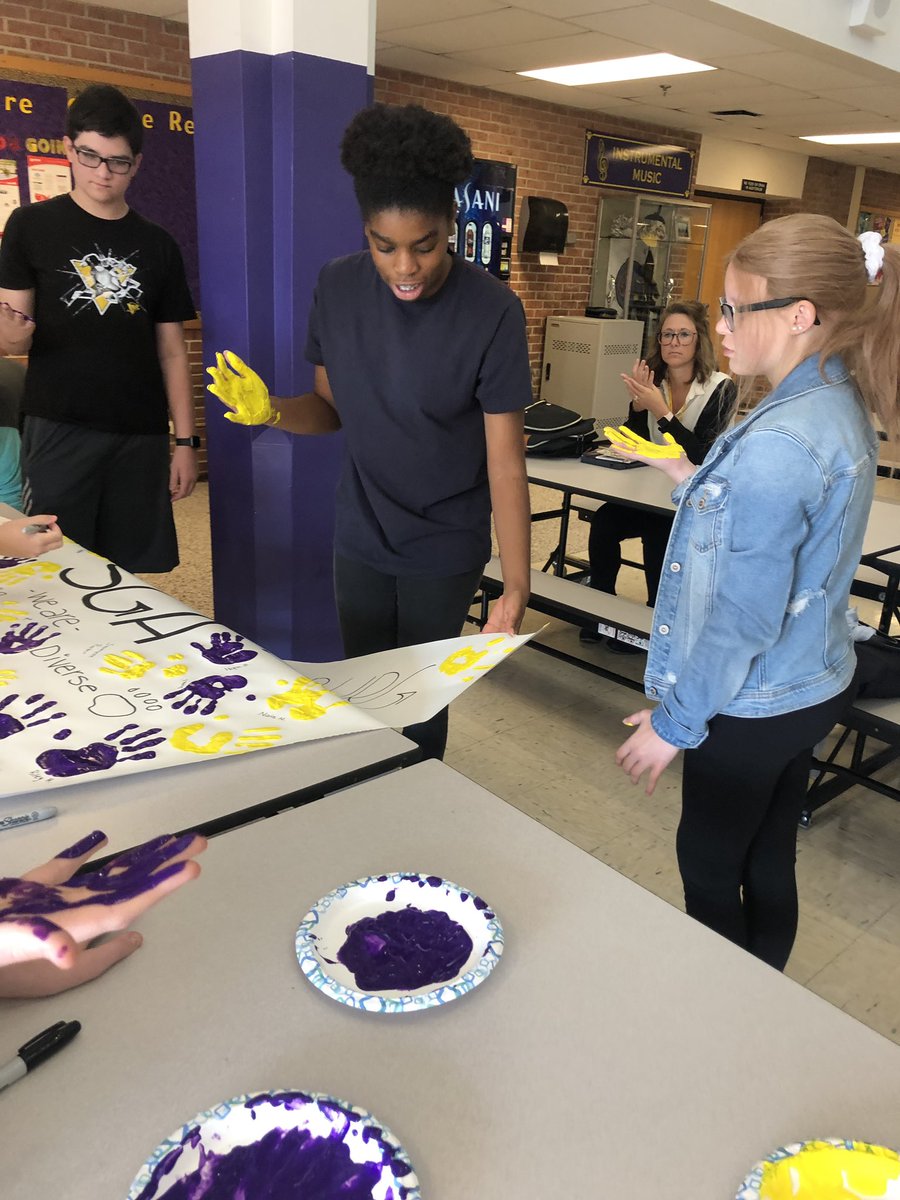 SmithsburgSGA's tweet photo. Our first GA was great- we loved hearing about what students at Smithsburg are passionate about. If you missed it, please join us next month!💜💜 https://t.co/CGh8n4PR6v