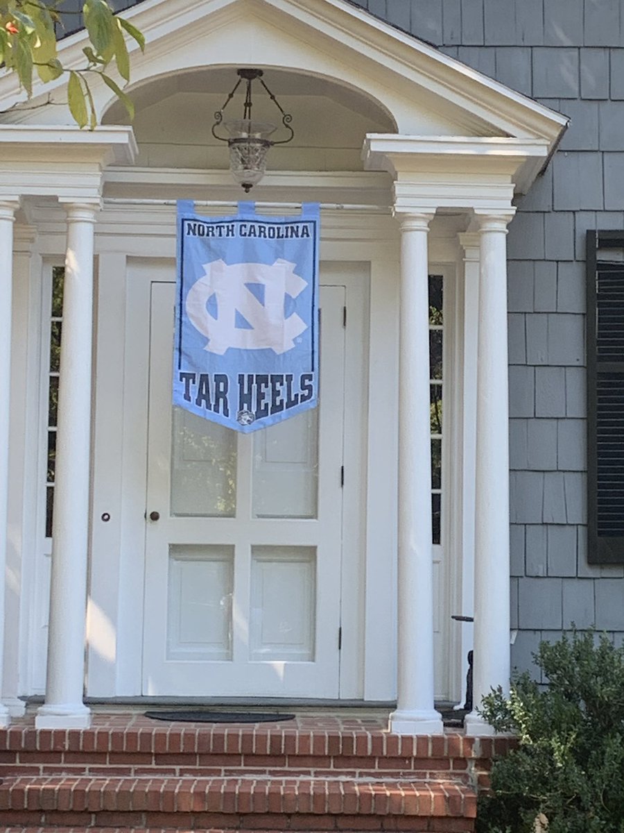 From Chapel Hill <a href="/kenanflagler/">UNC Kenan-Flagler</a> to Chestnut Hill <a href="/BostonCollege/">Boston College</a> with Boston University <a href="/BUQuestrom/">Questrom School of Business, Boston University</a> in between- great week on campus! So fun meeting our ambassadors and talking about @EY_CareersUS with top candidates! #goeagles #gotarheels #goterriers