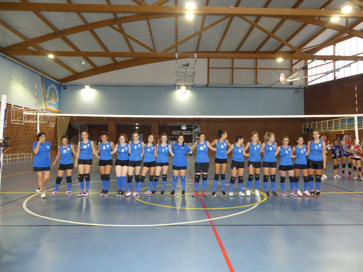 psezumarraga's tweet photo. [EUS] Goierri Elkartearen nesken #boleibol talde berriaren aurkezpena. Rosa Valverde entrenatzailea izango da denboraldi honetan
[ESP] Presentación del nuevo equipo d #voleibol femenino del #Goierri.Rosa Valverde será la entrenadora esta temporada
#MikelSerrano #mujeres #Deportes https://t.co/qUXRBm6cKa