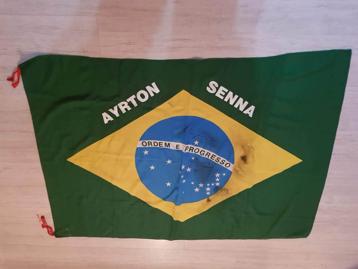 Memorabilia Experts On Twitter 1993 Ayrton Senna Podium Flag European Grand Prix Very Rare Item This Flag Has Been Paraded By Ayrton Senna After His Victory At Donington Park In 1993 It
