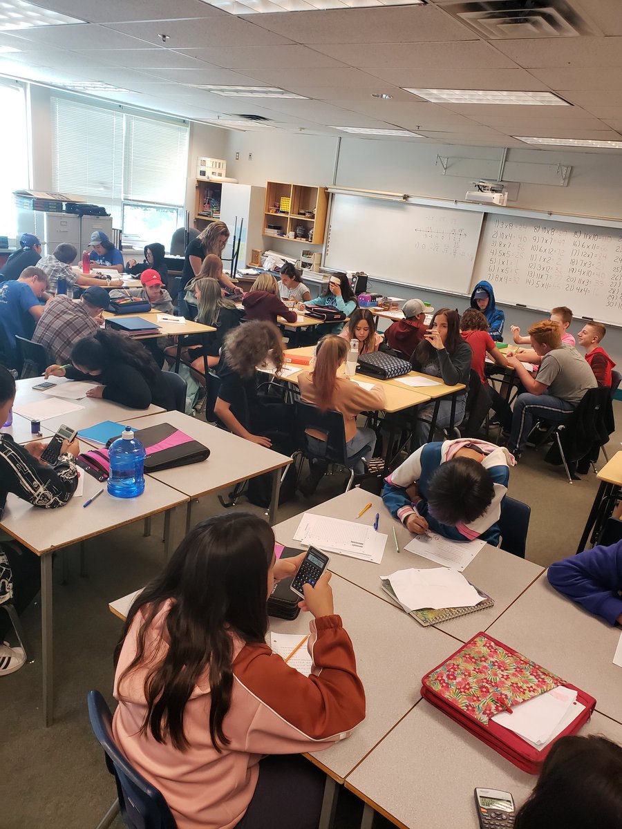 Academy students starting off their integer math stations during the math choice rotation! #sd22learns #bced #mathineducation #wlseaton