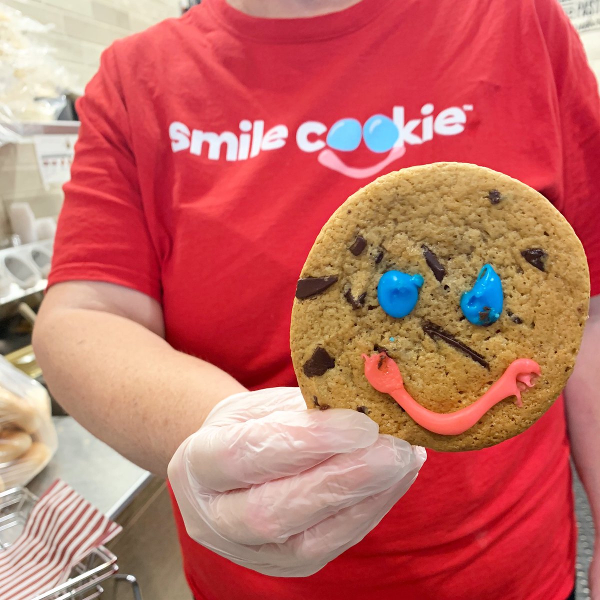 DCOT_Dining's tweet photo. Bringing back #SmileCookie week 🍪! You buy a cookie ($1) &amp; 100% of it gets donated to raise money for local charities, hospitals and community programs! Visit one of our on campus Tim Hortons to make a difference today 😃! https://t.co/O0lehXCiOs