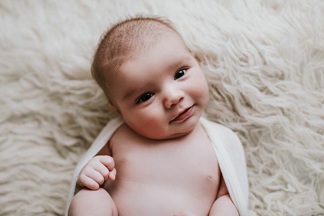 washmopics's tweet photo. I could just kiss Graysen's cheeks all day!  He was the best baby at his session and his parents are so proud! 💙 https://t.co/husgk9ZMhj https://t.co/dZL9z593O5