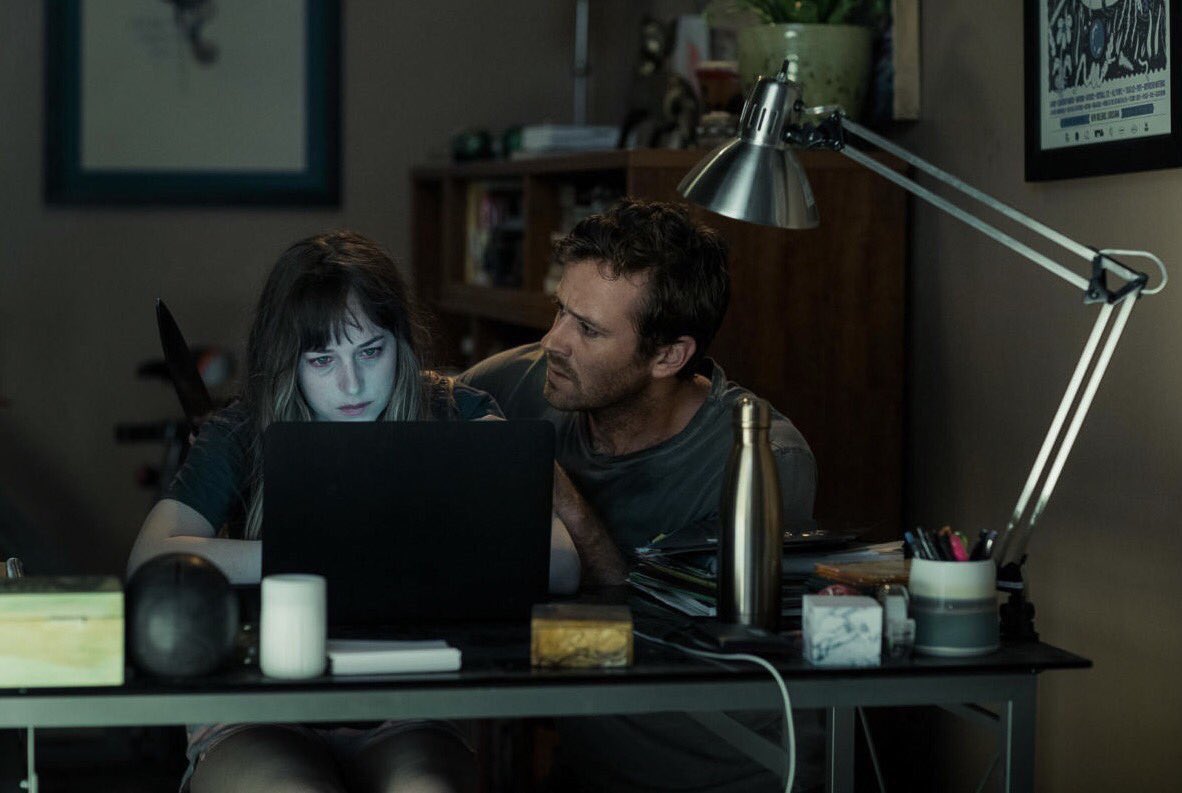 mavisoleil's tweet image. NEW: Stills of Dakota and Armie Hammer in the “Wounds”. 🖤 scary-movies.de/film/wounds/ #DakotaJohnson
