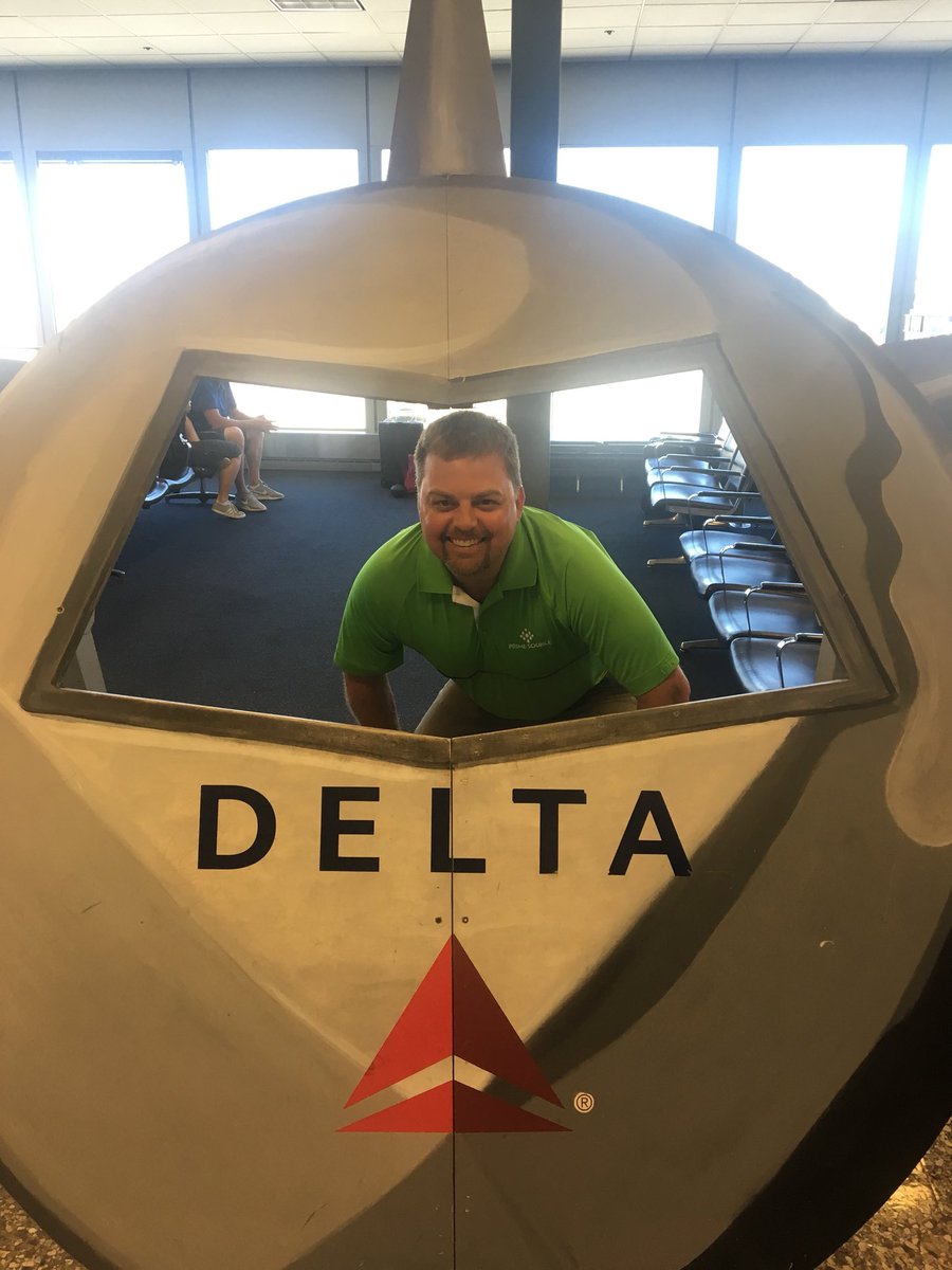 keithmont14's tweet photo. Headed home after a great week in CA, repping @PrimeSourceLLC with @Turfjunky33 @Delta #primerewards #earlyorder  #gladhesnotthepilot https://t.co/Pnt0kAc57o