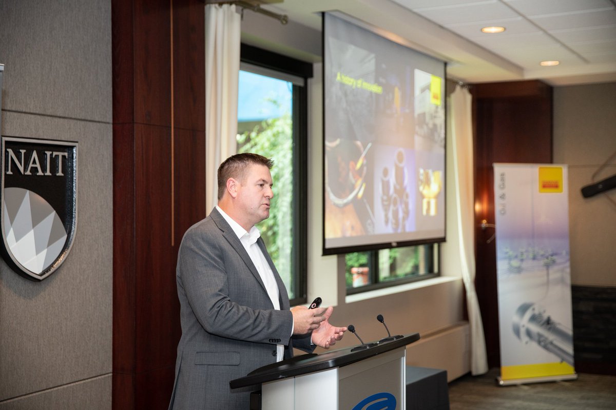 SandvikCanada's tweet photo. Last night at the Annual Award Dinner, @SandvikCanada was honoured to award eleven @NAIT students in the Machinist Apprenticeship Program with scholarships for their high academic achievement. A big congratulations to these well-deserving individuals! 👏 https://t.co/OUsoJhxcjg