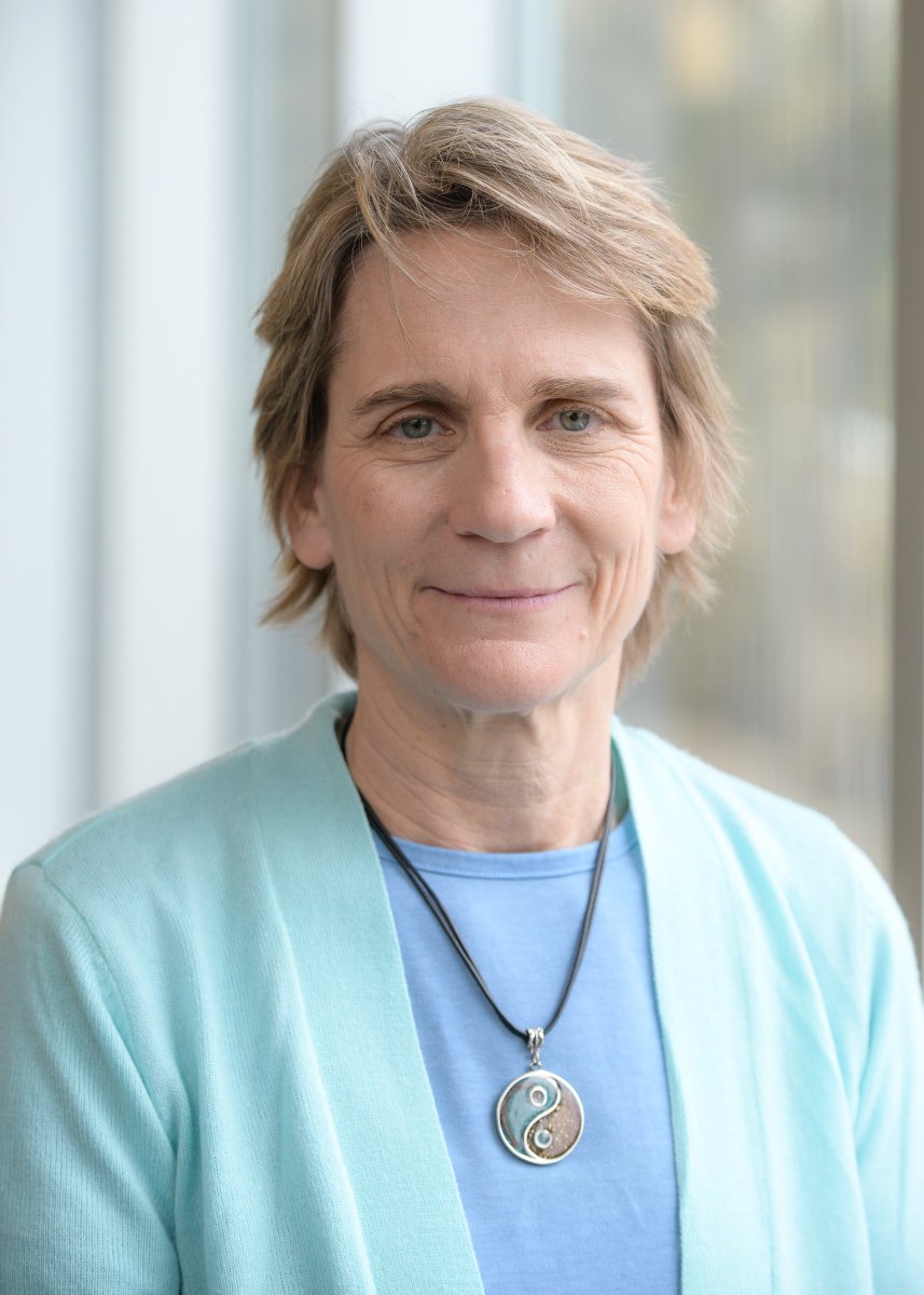 pucvm's tweet photo. Dr. Sharon Deem will discuss Veterinary Medicine in the Anthropocene today from 4:30 - 5:20 p.m. in Fowler Hall!
#VetConf19 #pvm60 #purduevetmed @stlzoo https://t.co/W6ZsSGpC3Q