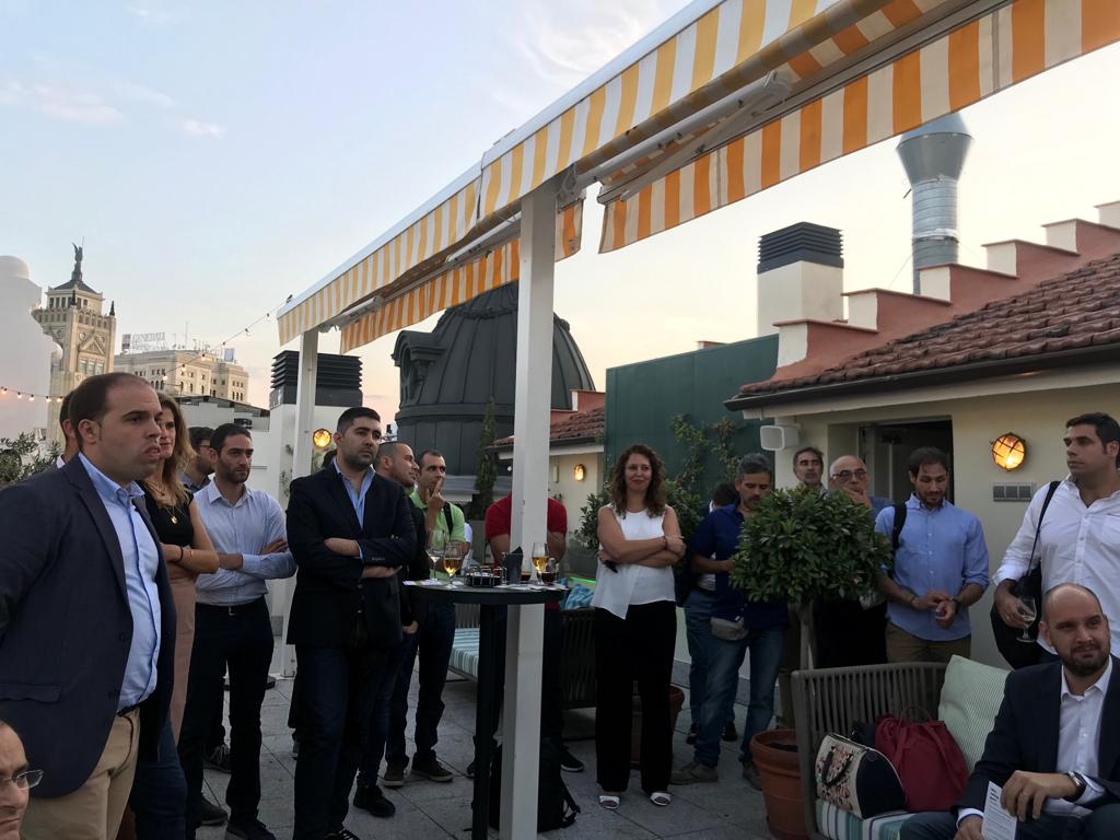 Se nos ha hecho de noche en el #afterwork de #BankiaFintech en Madrid 🌌 Gracias a todos por venir y por pasar juntos un rato tan productivo y agradable! Próxima parada: Luxemburgo! #startups #opencall