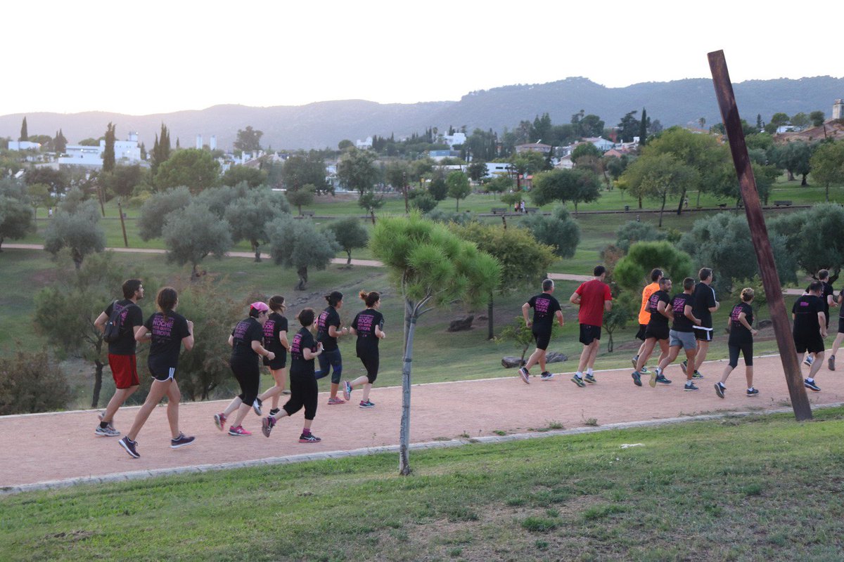 CordobaCiencia's tweet photo. Terminó el Club de Runners #NosGustaLaNoche con la salida por la Asomadilla 👏👏👏👏

#NIGHTSpain https://t.co/yEypcebvLw