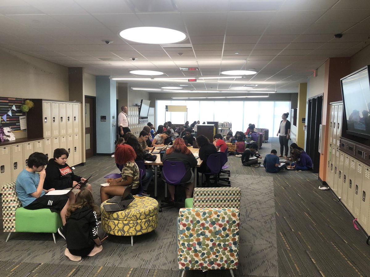 MMS_Williams's tweet photo. Quizlet live Mania! Using the wonderful idea of using Quizlet live that was discussed at TBT this week for equations! In our last blocks we combined both classes and students loved it! @StarrMiddies @FairMiddie @MMSTeam8_3 #MiddieRising https://t.co/rxNJXAYz55
