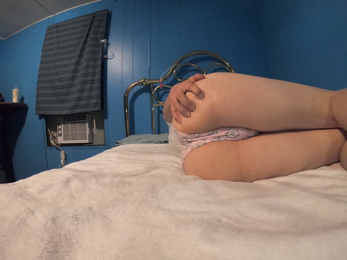 QEU-B-B-458’s pics and videos