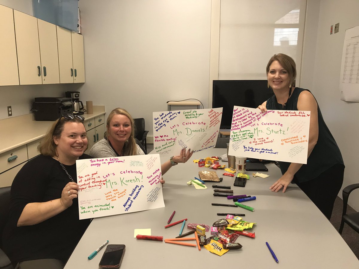 mrskwas's tweet photo. Visited classrooms and celebrated the amazing teachers at Angell today! Thank you to everyone who participated in our first celebration stroll! #angellisallthat #berkleydifference https://t.co/T1lfQhYznQ
