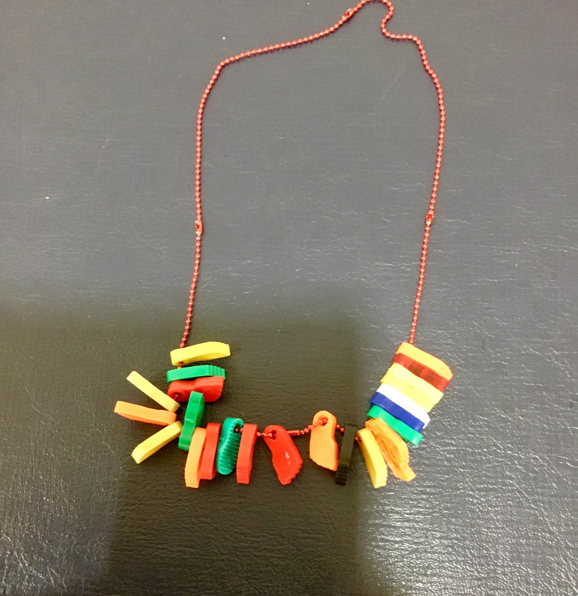 MonroeSchoolPE's tweet photo. Monroe milers started today. Our students started the day off with a run to work their way up to 100 miles and earn their 100th toe token! #physed #monroemilers #runto100 https://t.co/HufZ2w4GDE