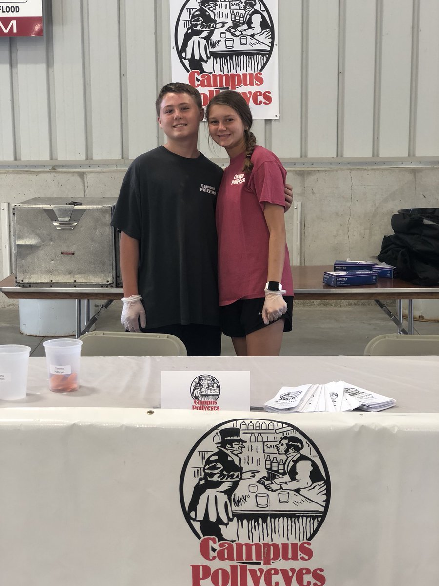 LollaPizza's tweet photo. Thank you to Campus Pollyeyes Findlay for helping us with our first annual Pizza LollaPalooza! Without our Pizza Vendors there is no Pizza Lollapalooza! https://t.co/rtMENC6Njy