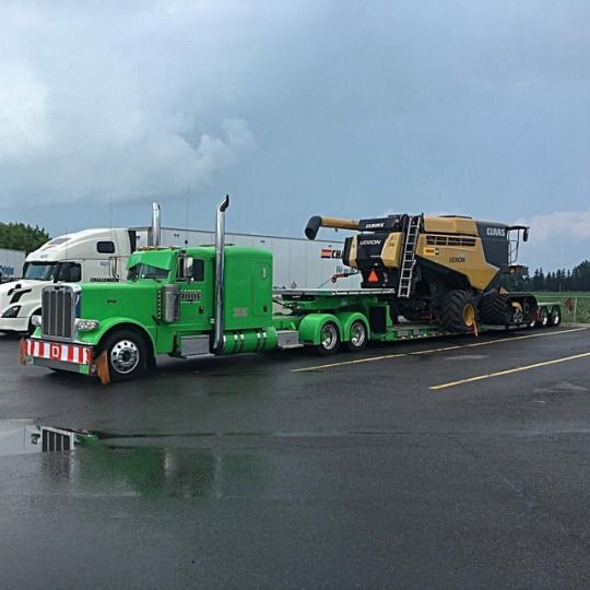 Heavy hauling! #TruckingDepot #Truckers #Trucking