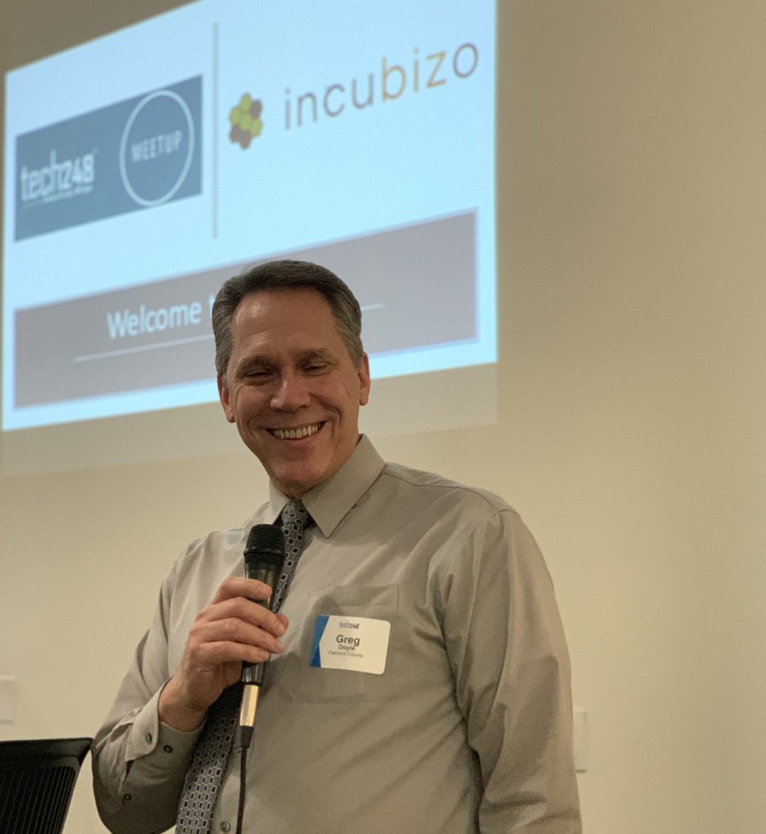 OaklandMIWorks's tweet photo. #Tech248 networking event today at Incubizo in #Ferndale https://t.co/daBeY55rD5 #IT #Tech #OaklandCounty https://t.co/G6ZuD1jatv