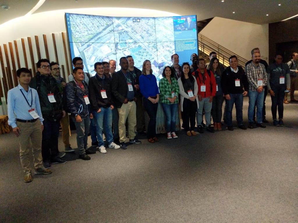 SilvaCarbon_'s tweet photo. The Global β¦@SilvaCarbon_β© team present in #GeoforGood2019 #RemoteSensing #GEE π³ππ° https://t.co/lO9jULRv45
