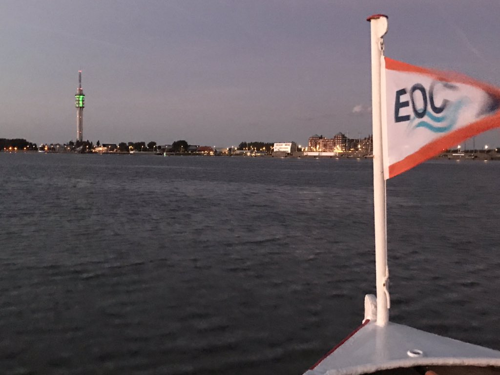 msWaddenzee's tweet photo. #bloggers #visitflevoland #zonsondergang #catering #polderexperience #toerisme #zonsondergang #skyline #lelystad #flevond #eenschipmeteenverhaal https://t.co/zSyWUA4vvm