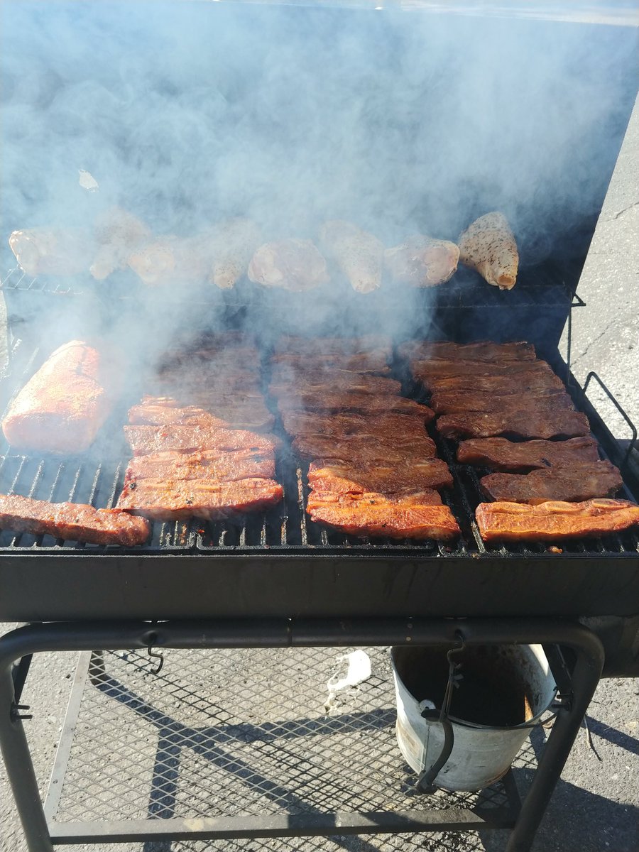Cstreetgrille's tweet photo. Round 2 of meat smoking. Kalbi beef short ribs. A pork loin for Cubano sandwich. More bacon lamb shanks https://t.co/alYCqg56OF