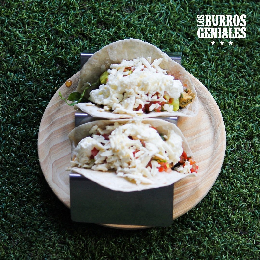 BurrosGeniales's tweet photo. ¿Qué esperas para venir con tus panas por unos deliciosos #Timidos? https://t.co/YWPi4deDQc