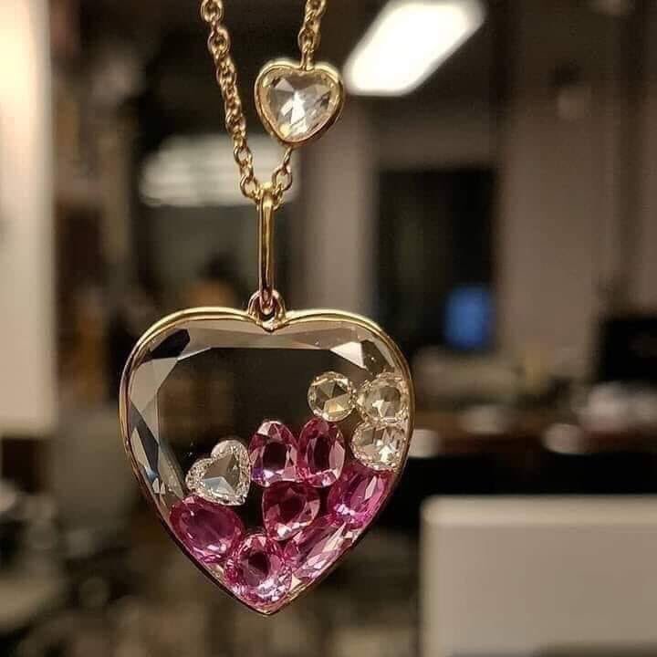 dilaraempress10's tweet photo. قالت ..... قد تسمع من غيري كلمة " أحبك " لكن تذكر ليس كل مؤذن " بـلال .. 
#شهد🦋🎵💖
#الشهد_للابداع https://t.co/tf5brPBR8a