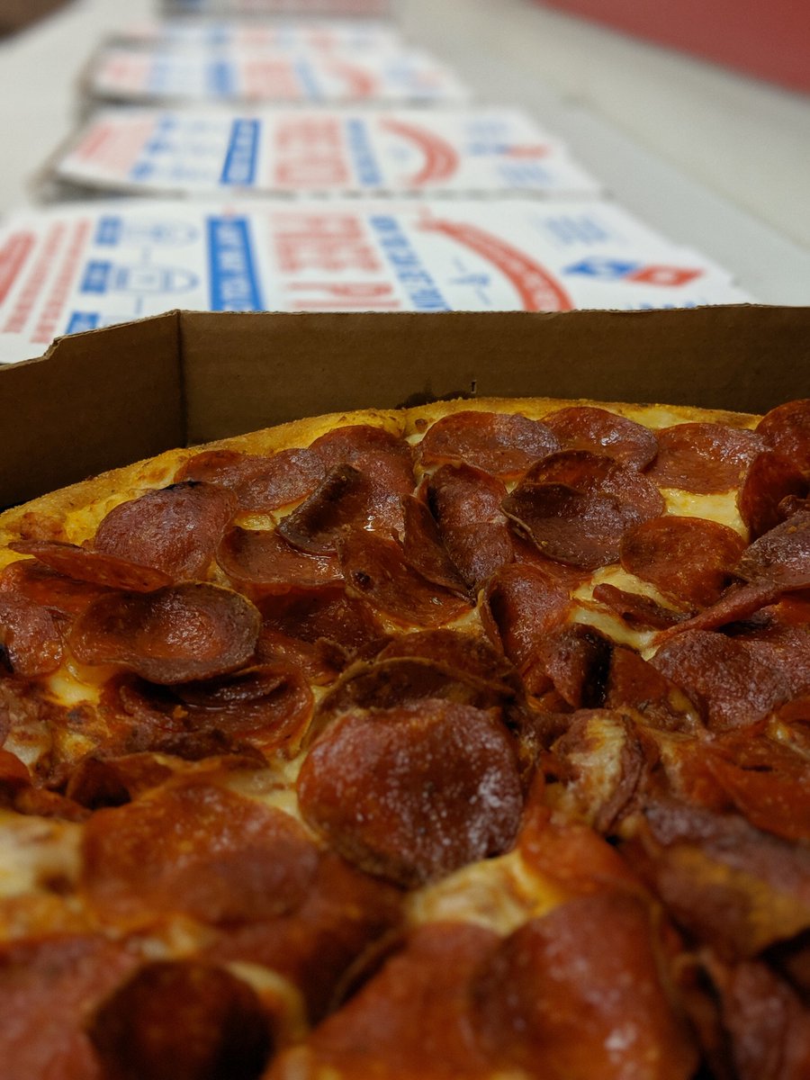 PCollegePirates's tweet photo. Thank you to all the students that took part in the first Pizza with the President!  Your feedback is invaluable to our goal of Student Success!  We'll see you all at the next one 😁. #PClife #Studentvoicescount  #PCstudentsuccess #PizzawiththePresident @PortervillePrez https://t.co/uWot8S37dB