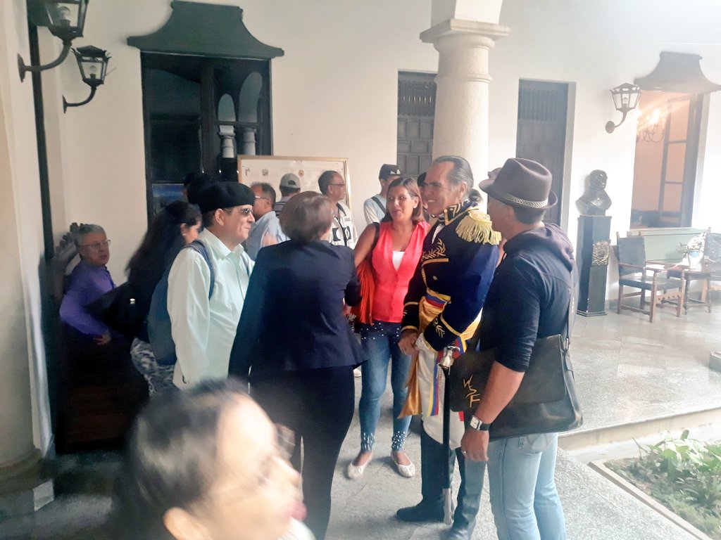 Gran Sociedad Bolivariana de Caracas tweet media