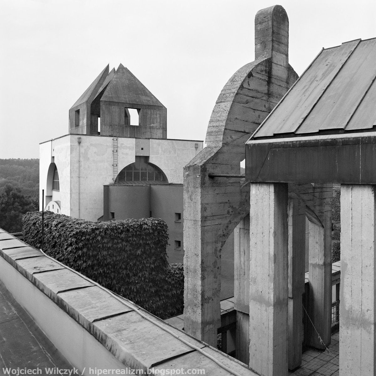 Seminary of the Resurrection (Centrum Resurrectionis), Krakow, Poland, Dariusz Kozlowski, 1985-1996